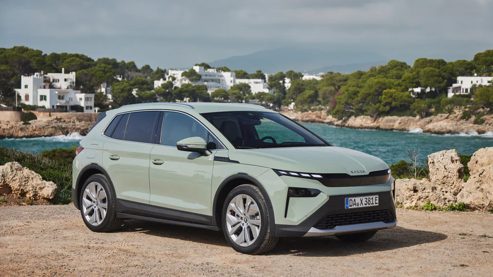 Skoda_Elroq_esterno_vista_frontale