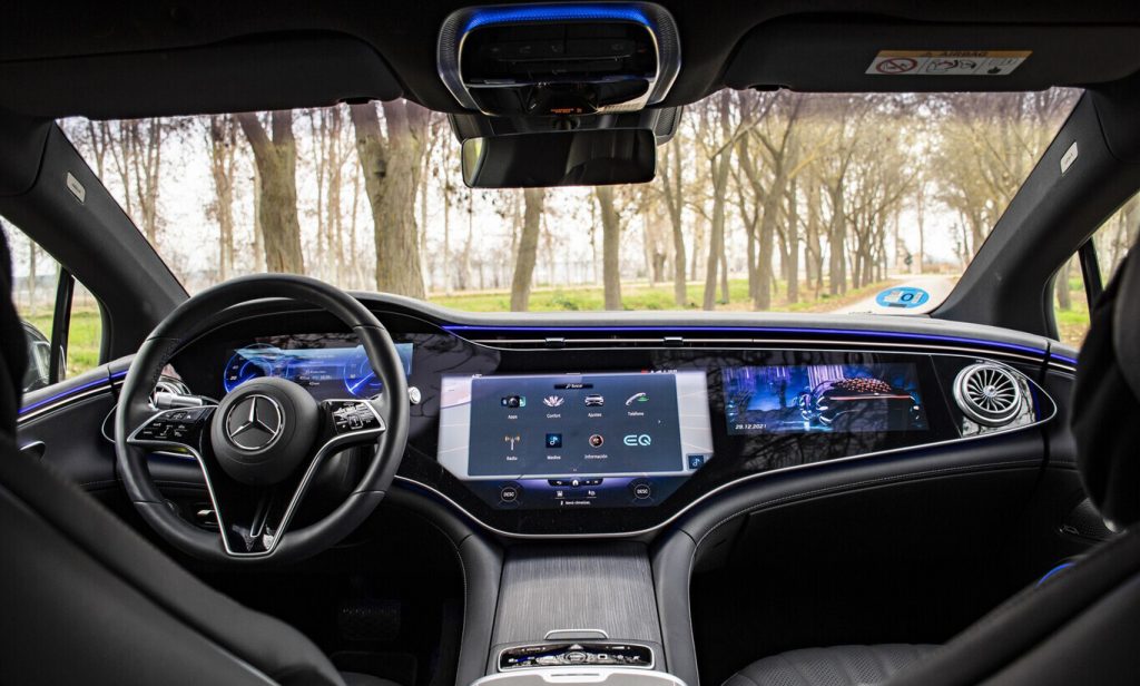 Mercedes-Benz vuole eliminare tutti i pulsanti fisici dalle auto. | Elettronauti.it