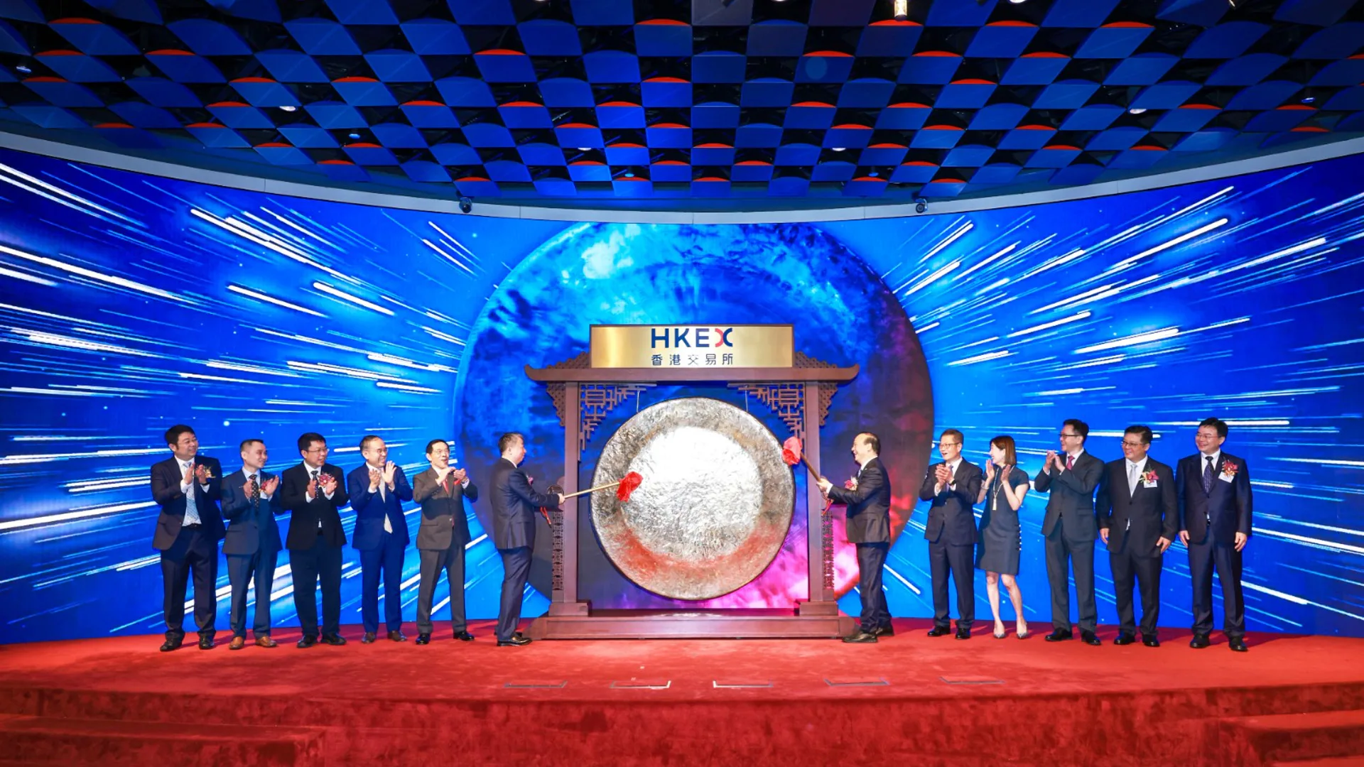 CATL si è quotata anche alla Borsa di Hong Kong