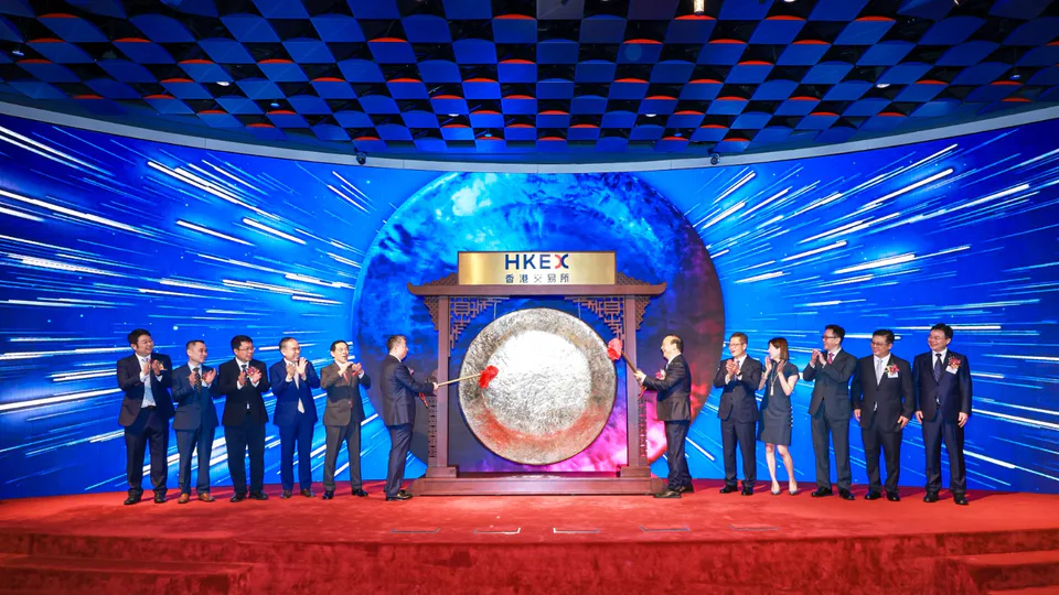 CATL si è quotata anche alla Borsa di Hong Kong
