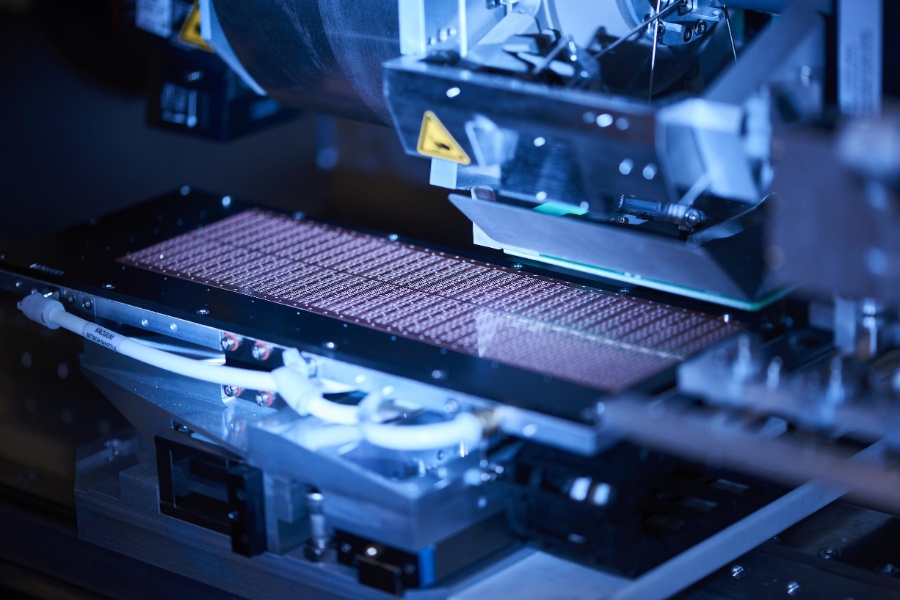 Il boom dell'IA fa salire i prezzi dei chip per le auto | Elettronauti.it