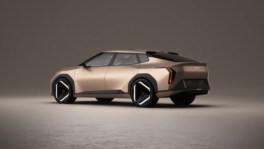 EV4 - KIA per la prima volta svela il nuovo elegante EV a basso costo | Elettronauti.it