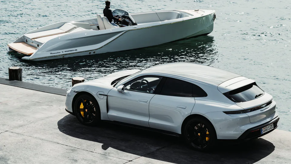 Porsche Fantom Air - Taycan