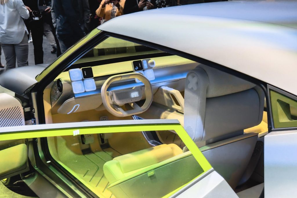 Hyundai IONIQ 3:  Concept Three anticipa la nuova elettrica | Elettronauti.it