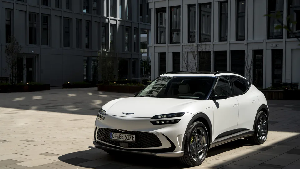 Genesis GV60 esterni