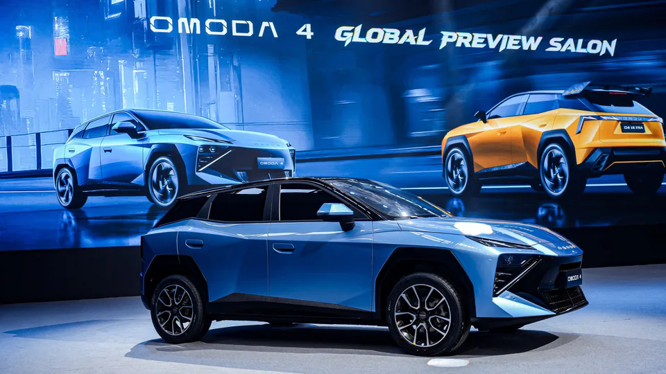 Omoda 4