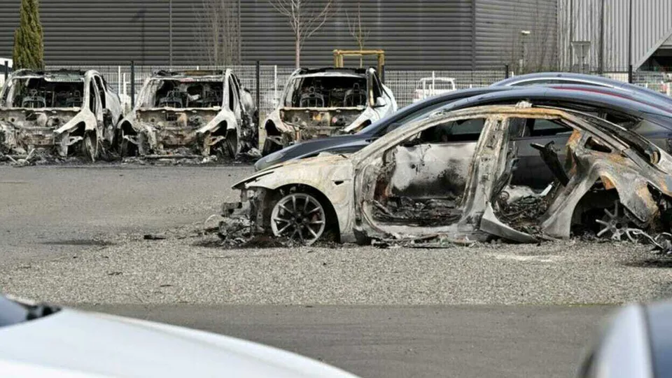 Tesla Store a Plaisance-du-Touch