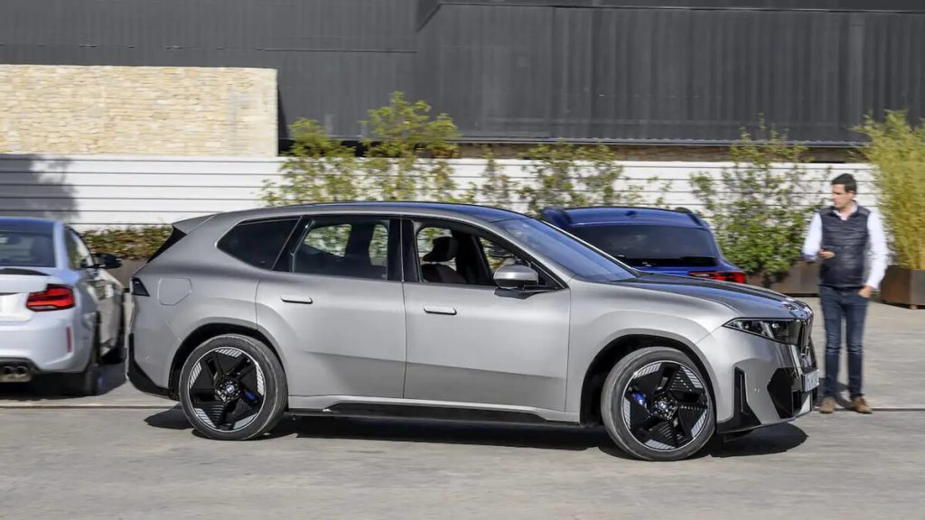 BMW iX3: 100.000 ordini in Europa in un anno | Elettronauti.it