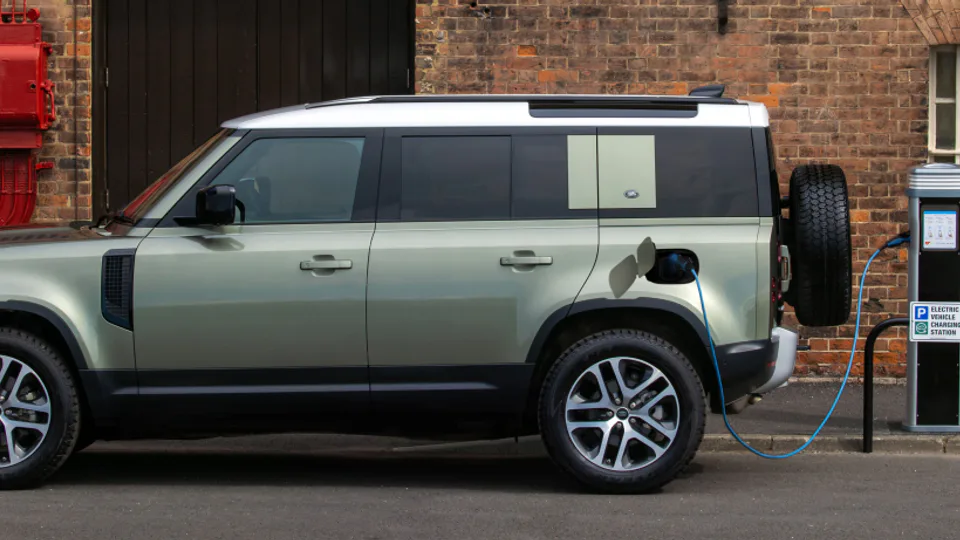 Jaguar Land Rover Defender electrico
