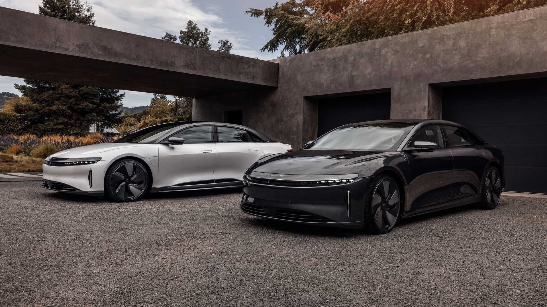 Lucid Air Stealth Pack Anteriore due modelli