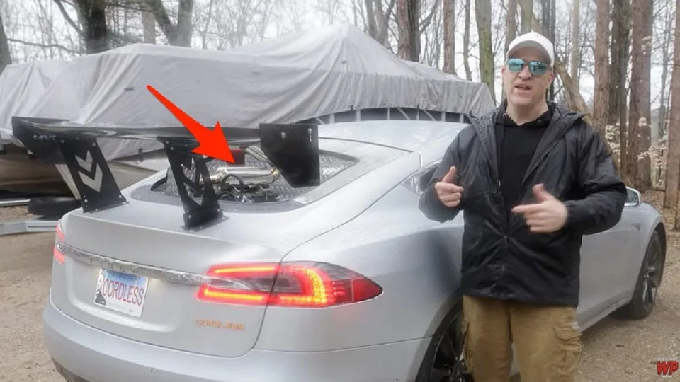 Perchè un motore diesel in una Tesla Model S è un ottimo test?
