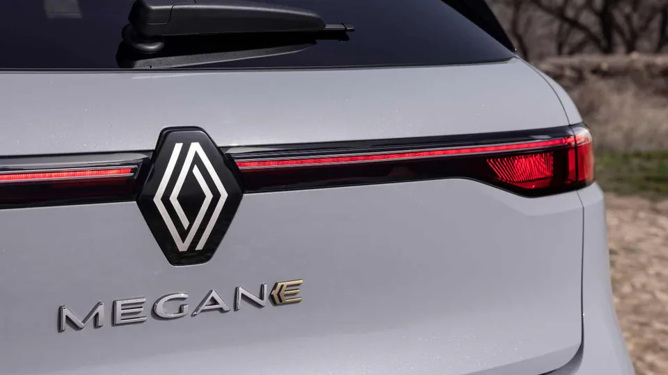 Renault-Megane-Posteriore