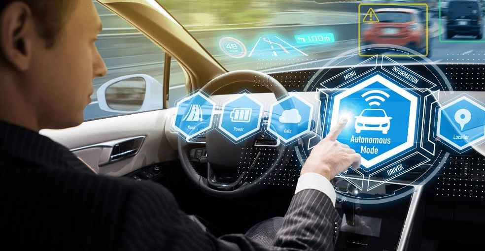 Auto moderne: chi controlla il software dopo l'acquisto | Elettronauti.it