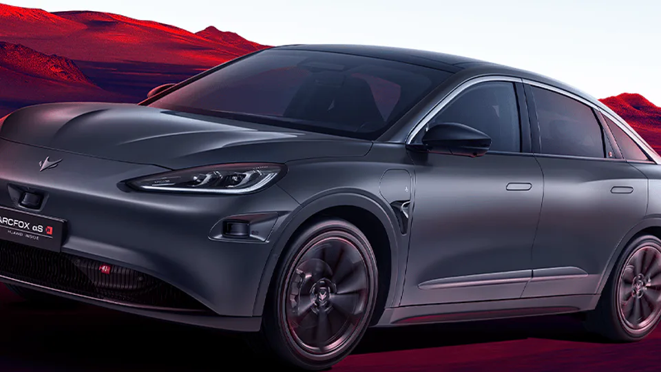BAIC Arcfox α-s