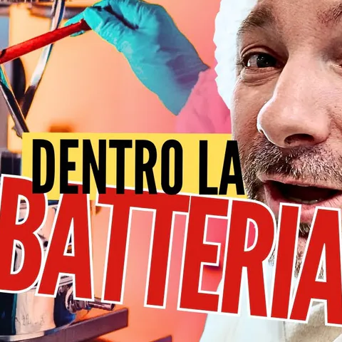 Copertina del video dedicato alla ricerca Renault su batterie, chimiche e software nel centro di Lardy
