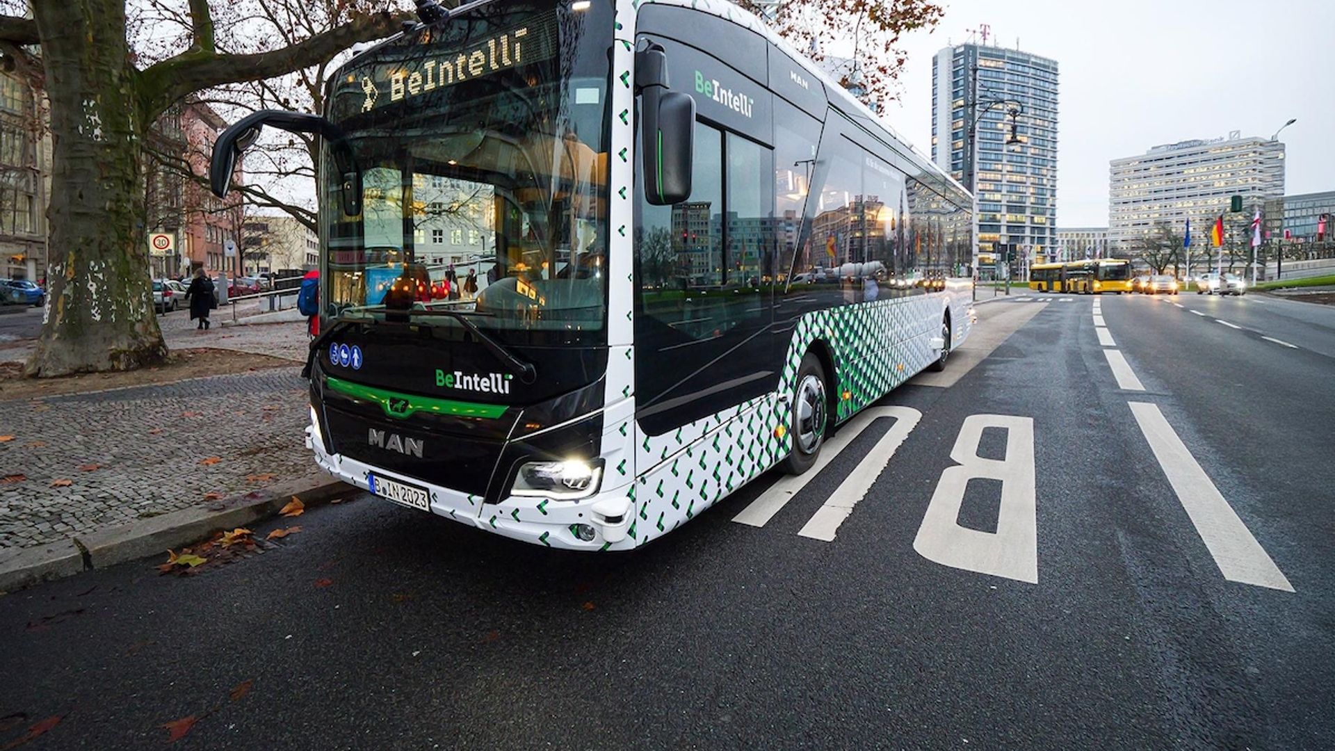 MAN testa autobus elettrici autonomi a Monaco