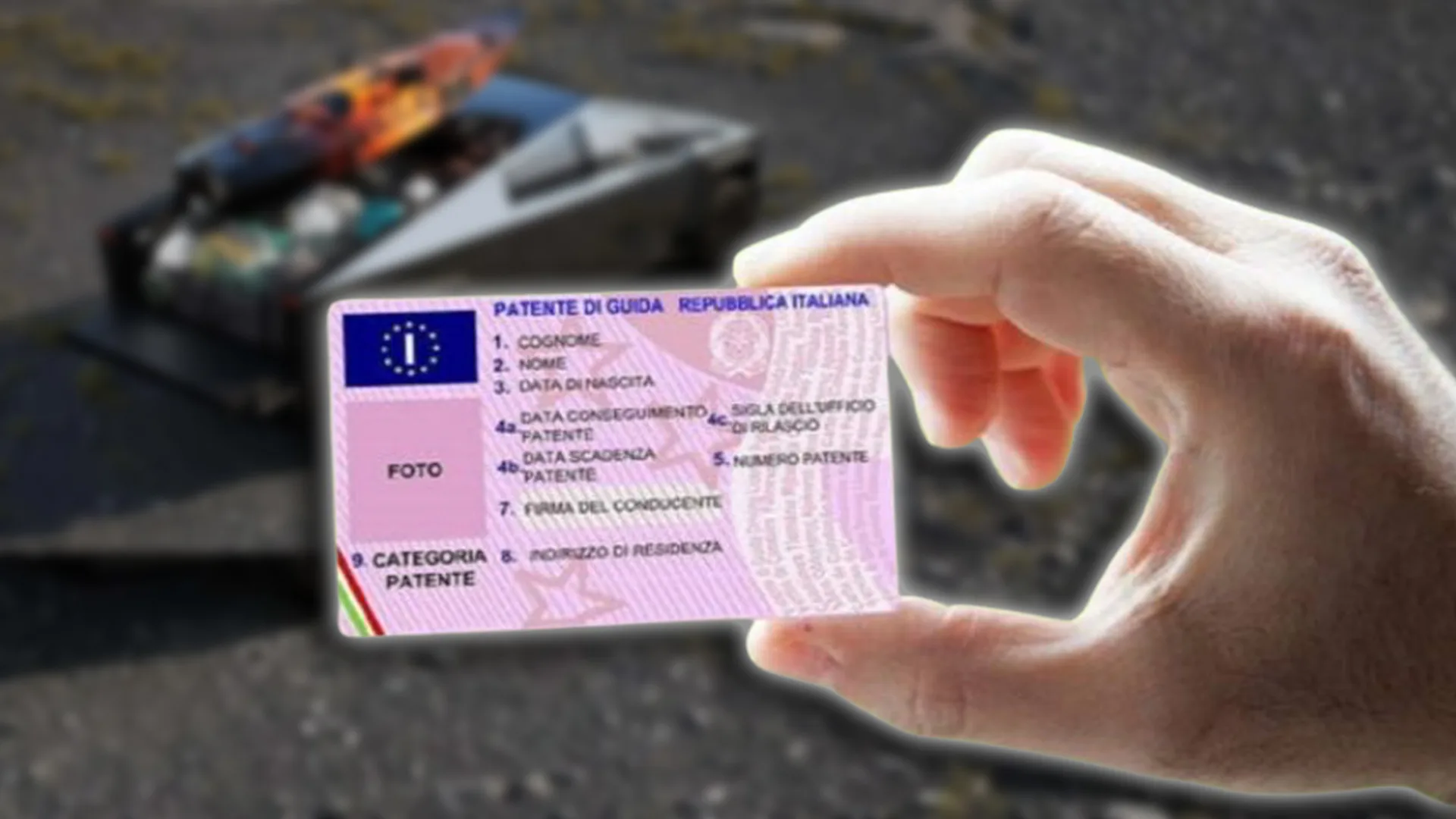Patente B: al volante di veicoli elettrici fino a 4,25 t