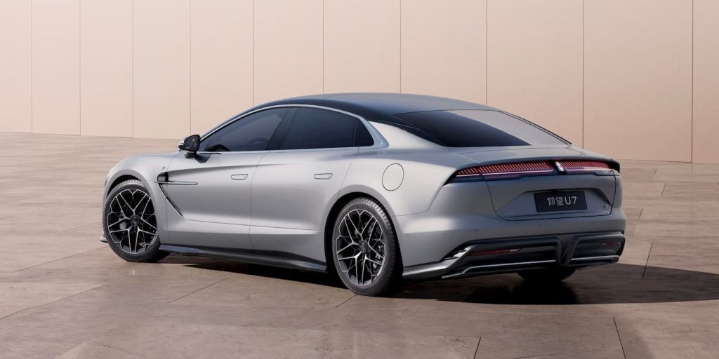BYD presenta l'elegante U7, con più di 1.000 cavalli di potenza | Elettronauti.it