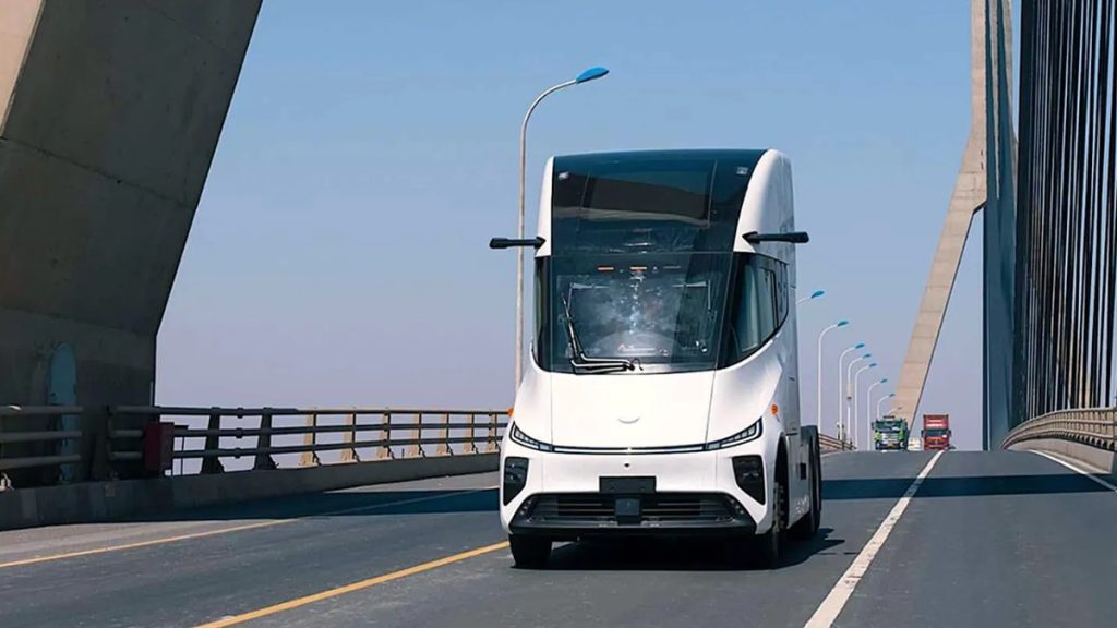 Windrose pubblica i CAD del camion elettrico E700 | Elettronauti.it
