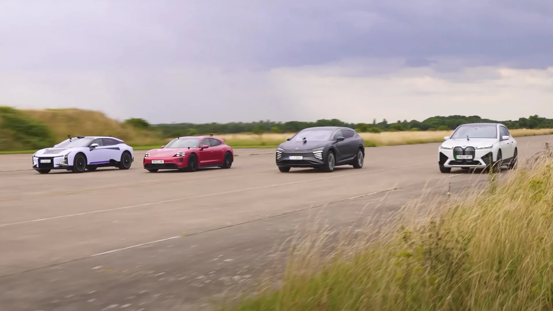 Porsche vs BMW vs HiPhi