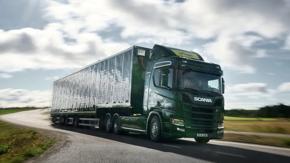 Scania e il suo camion ibrido solare