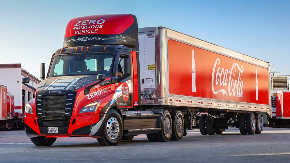 Coca-Cola sceglie Daimler per i camion elettrici