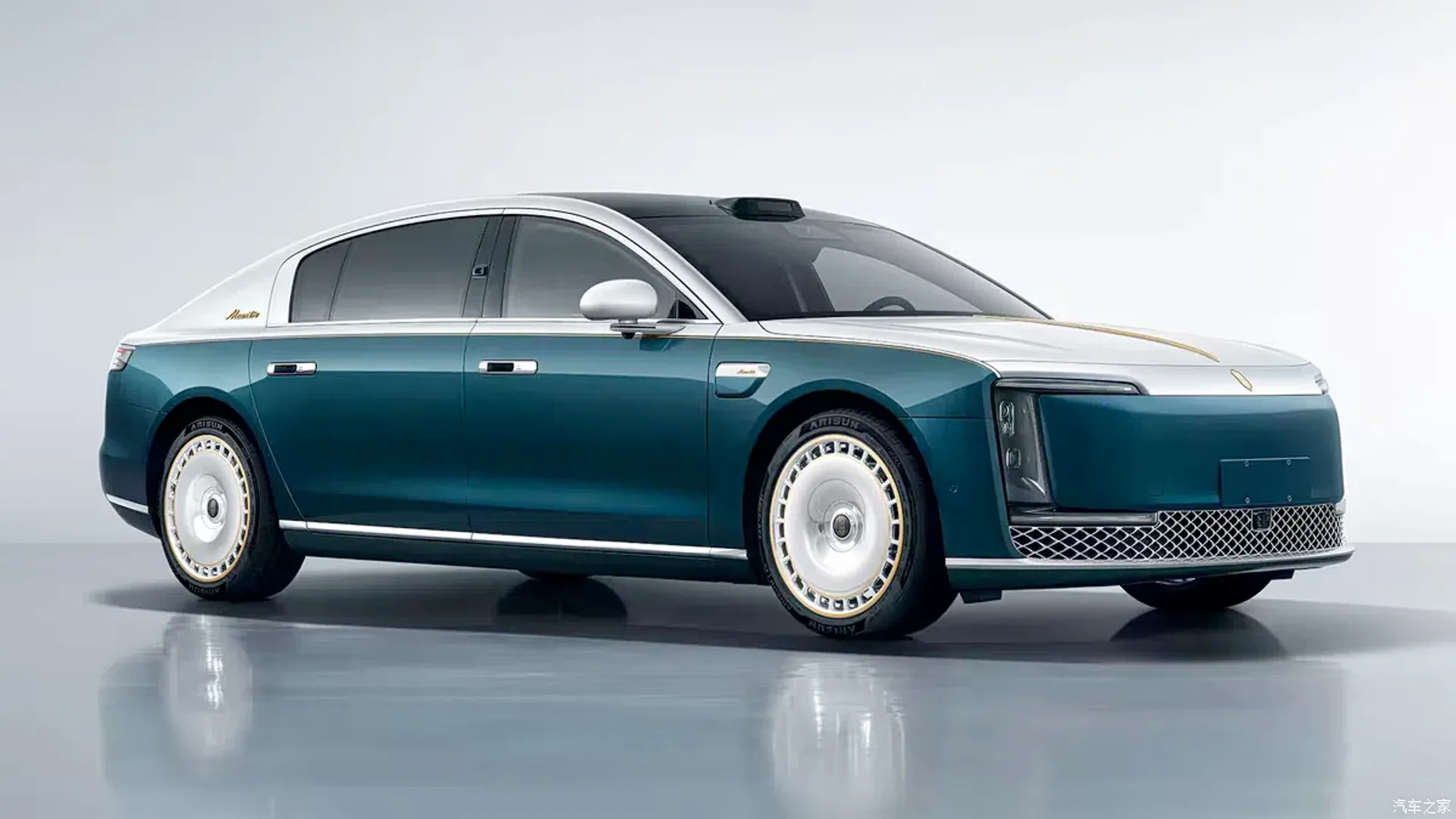 Maextro S800 Grand Design, lusso EV fino a 258.000 Euro