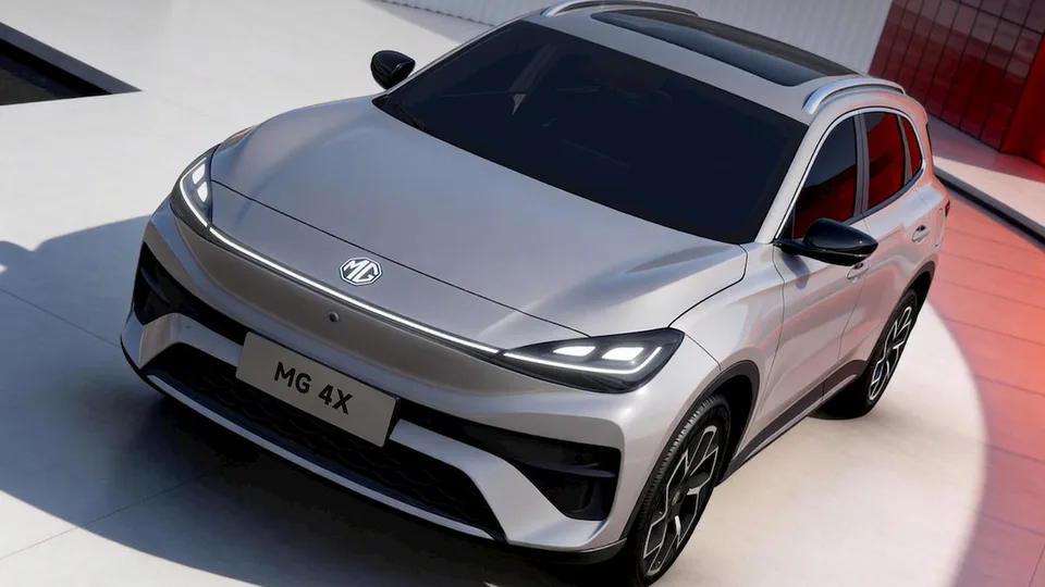 MG 4X: SUV elettrico con batteria semi-solida MG 4X: SUV elettrico con batteria semi-solida