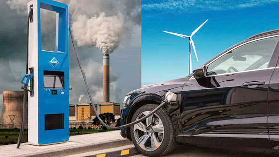 Il mondo cambia: il bando dei motori termici può reggere?
