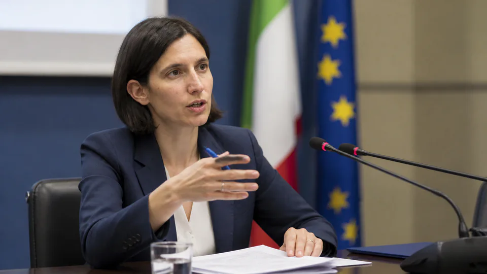 Immagine di copertina della Flash News dedicata al tavolo del PD con gli esperti sulle rinnovabili