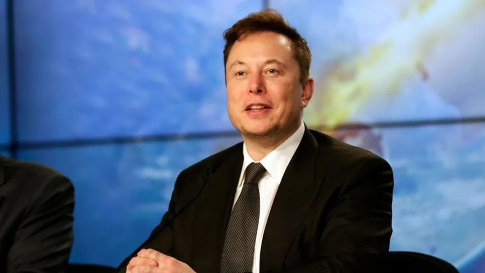 Elon Musk tra tweet, presunti stupefacenti e Tesla