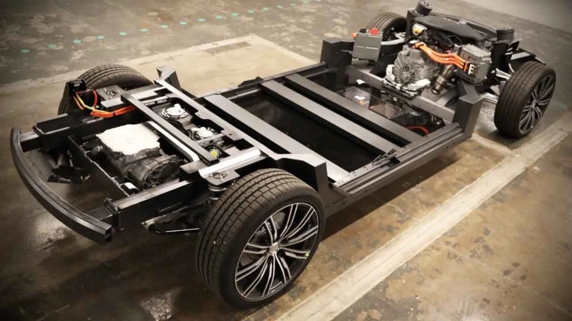 Audi arrivata tardi all'elettrico: ora scommette sugli EREV proprio mentre la Cina li abbandona