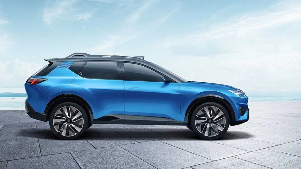 Evergrande SUV Laterale