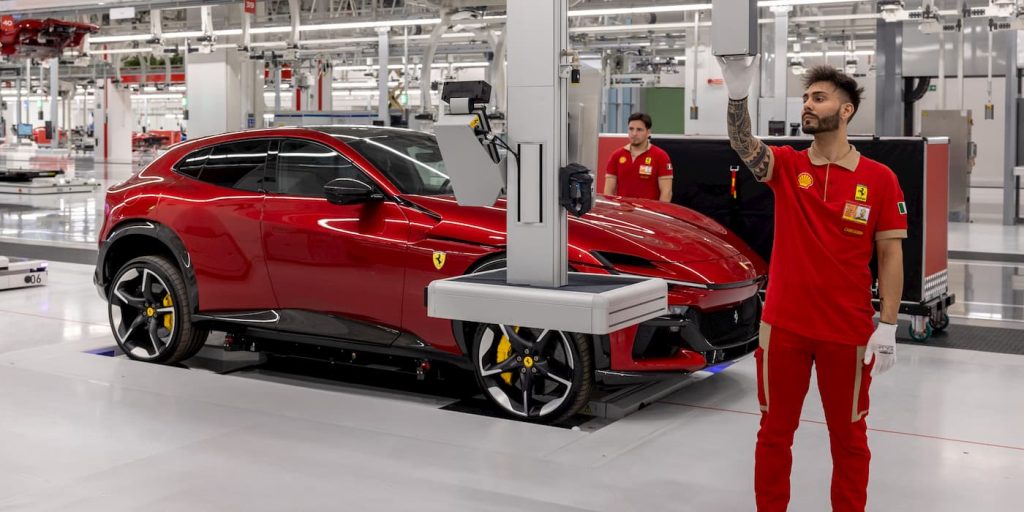 Il nuovo e-building Ferrari apre in vista del debutto della prima auto sportiva EV | Elettronauti.it