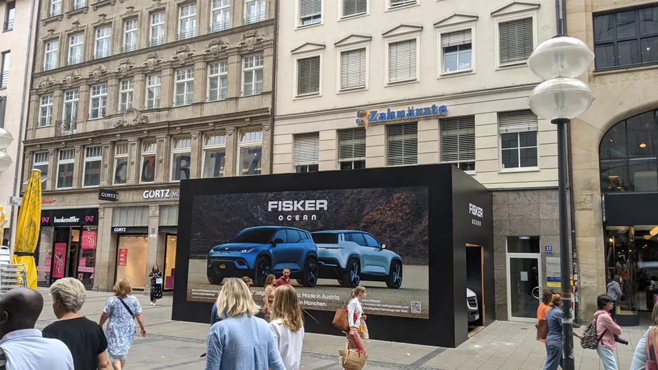 I clienti Fisker saranno accolti da due nuovi centri vendita in Germania