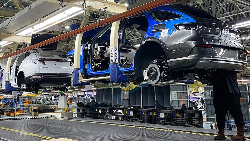 Genesis GV70 - Il primo Suv completamente elettrico prodotto negli USA