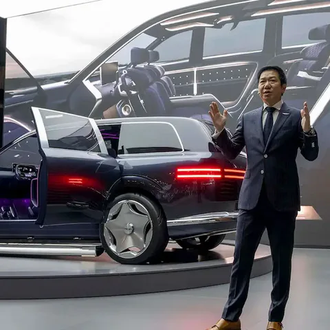 Genesis GV90 EV - svelata la data di lancio