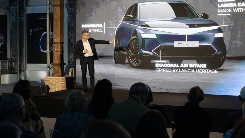 BMW iX4 elettrica: il SUV coupé Neue Klasse di BMW | Elettronauti.it