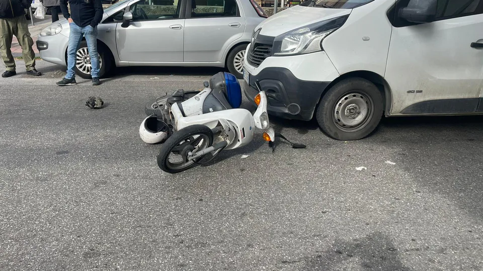 Ecco a voi l'airbag per il casco moto