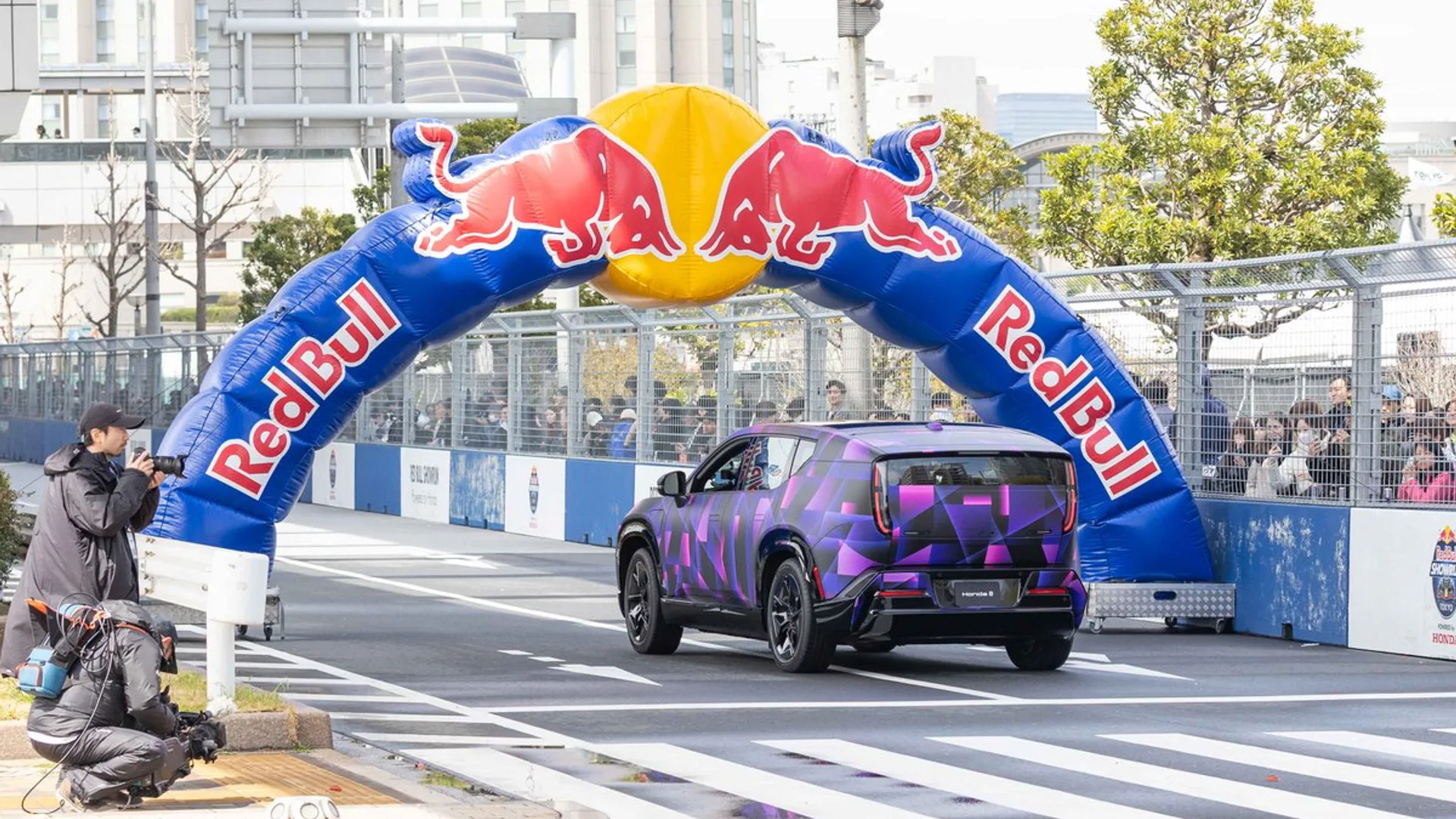 Il nuovo SUV Honda 0 ha debuttato per la prima volta su strada