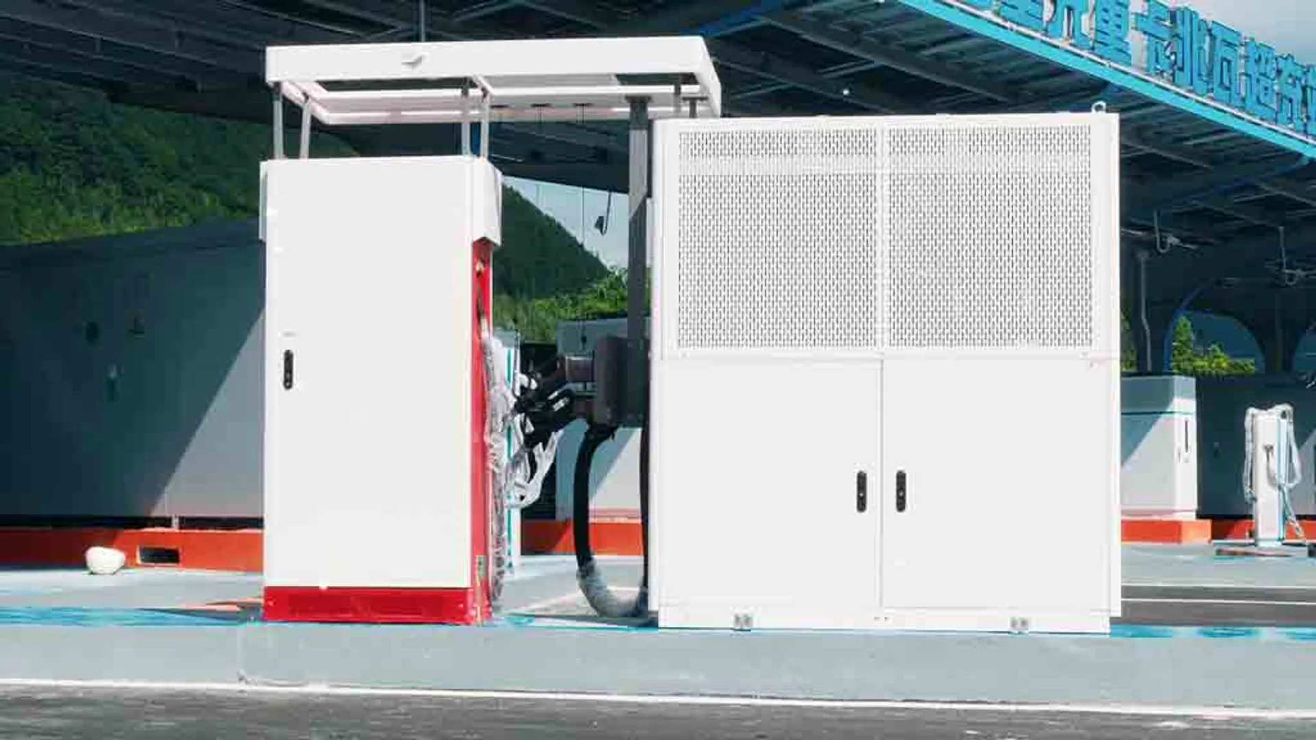 Stazione di ricarica Huawei da 100 MW per camion elettrici