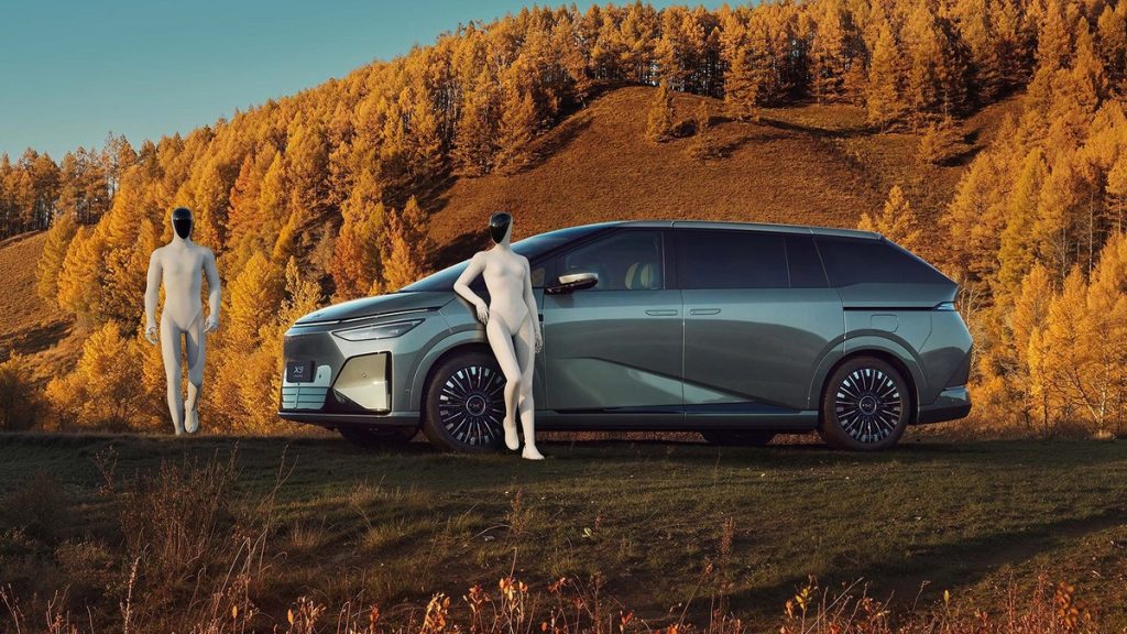 Xpeng X9, il van elettrico premium da 615 km | Elettronauti.it