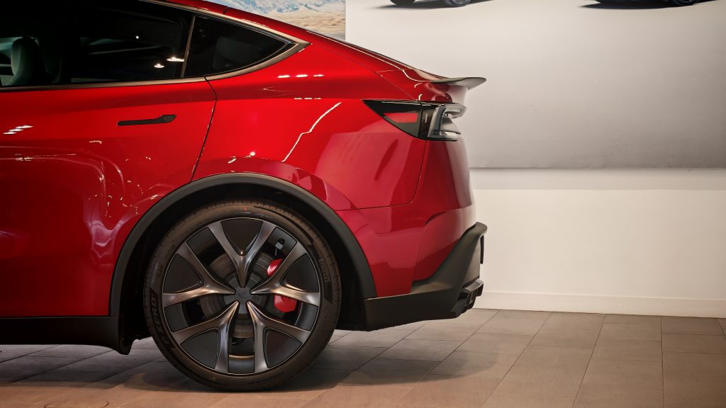 spoiler nuova Model Y Performance | Elettronauti.it
