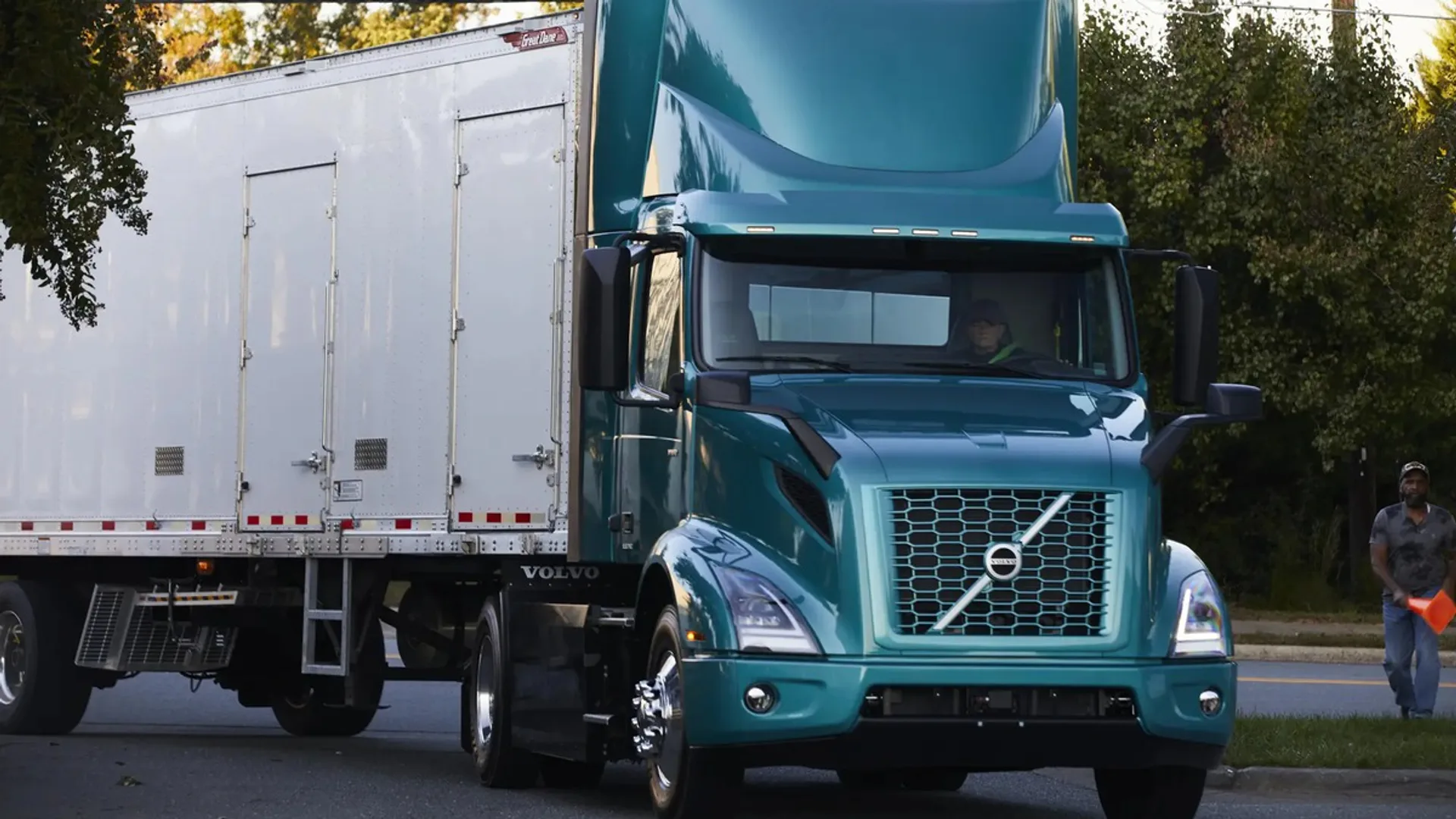 Aria più pulita nel Bronx con Volvo VNR Electric