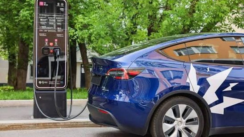 Russia: EV raddoppiate per crisi carburante | Elettronauti.it