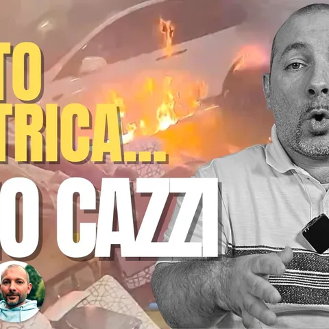 Copertina del video dedicato al rischio d'incendio delle auto elettriche e alle batterie LFP e NMC