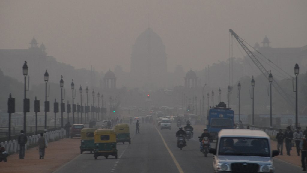 Azioni antinquinamento in India con blocco rifornimenti in Delhi per veicoli ICE e programma per il 2035. | Elettronauti.it
