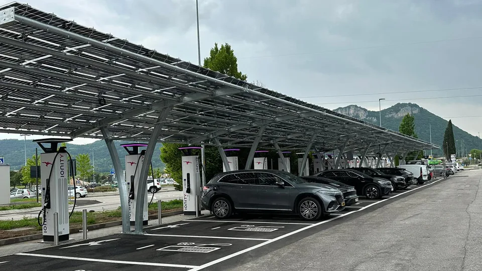 Inaugurata ad Affi la più grande stazione Ionity d’Italia