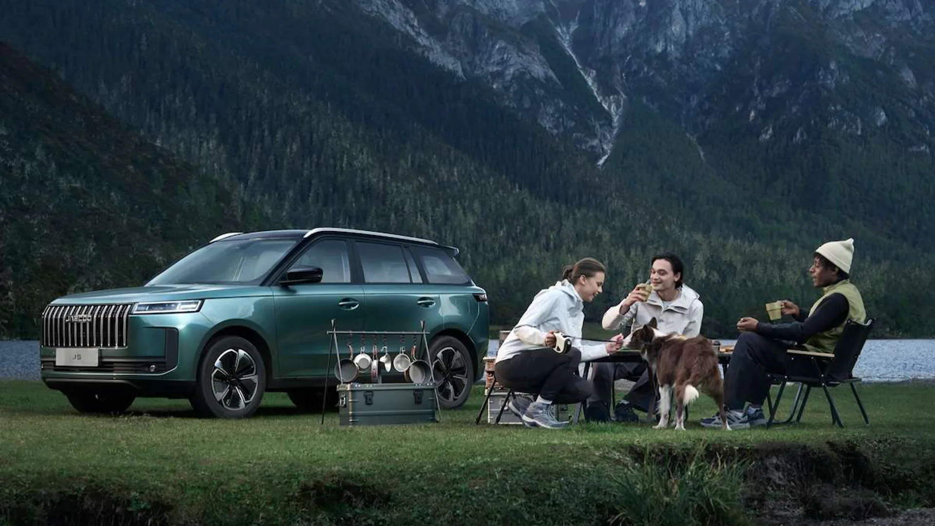 Jaecoo 5 BEV: il SUV elettrico compatto con traino da 750 kg e tecnologia V2L per la vita all’aperto