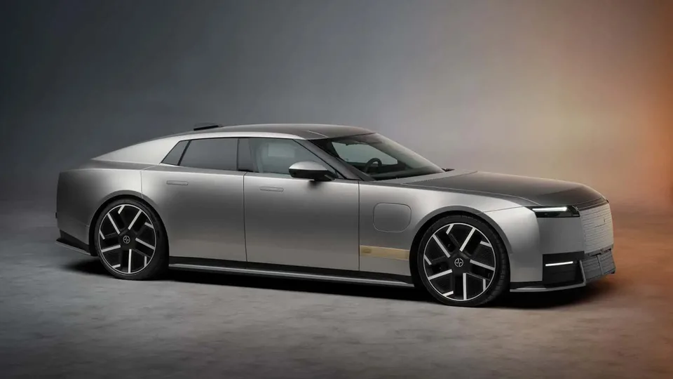 Jaguar Type 01 elettrica: 1.030 CV e 750 km WLTP